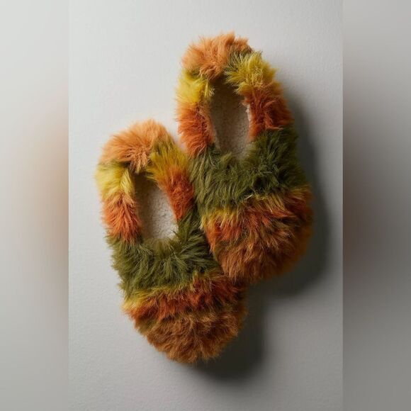 Free People Shoes - NIP FP fuzzy stripe slippers. S/M